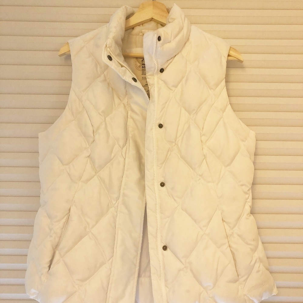 Eddie Bauer quilted puffer vest